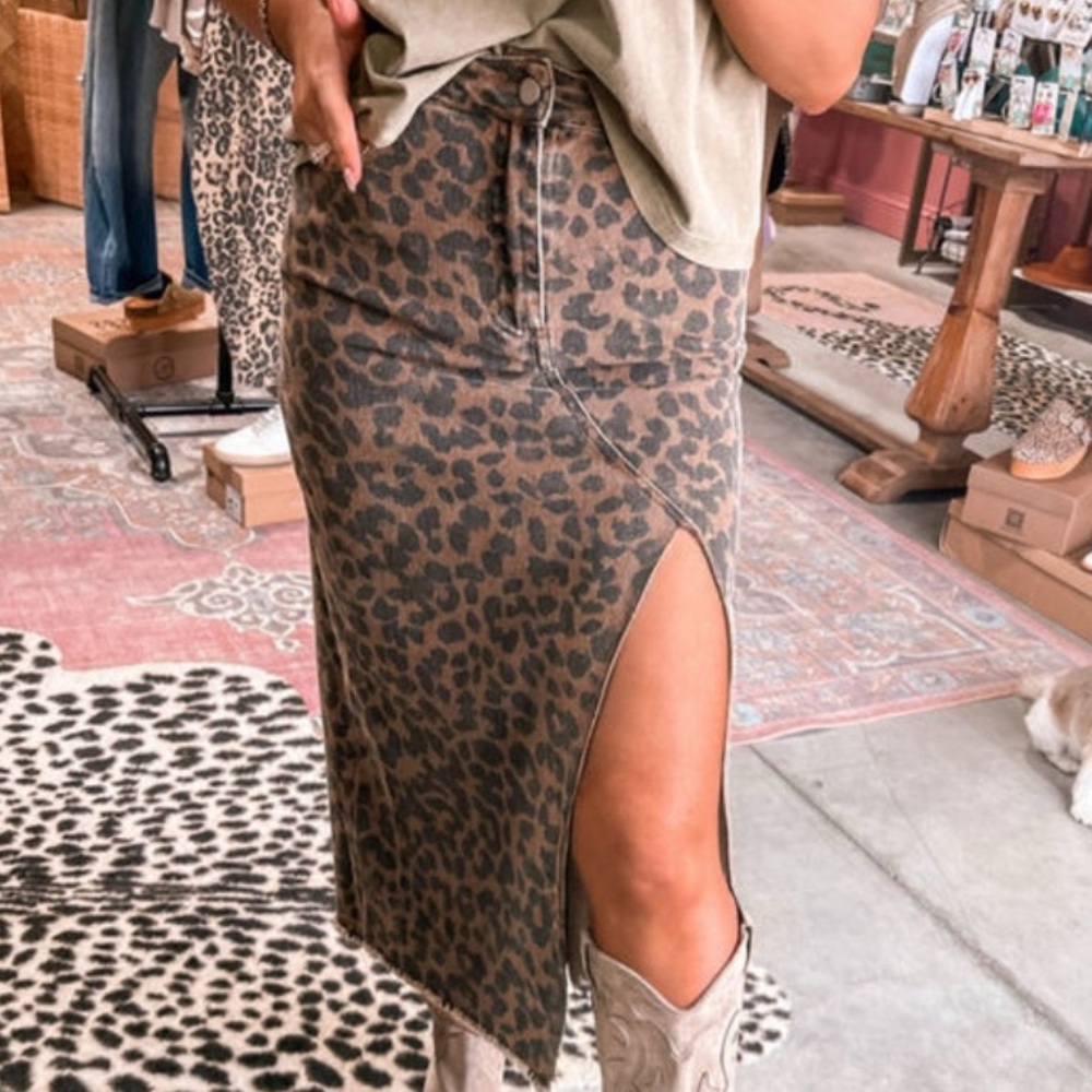 Brown Leopard Frayed Split Denim Midi Skirt - Picture 3 of 6